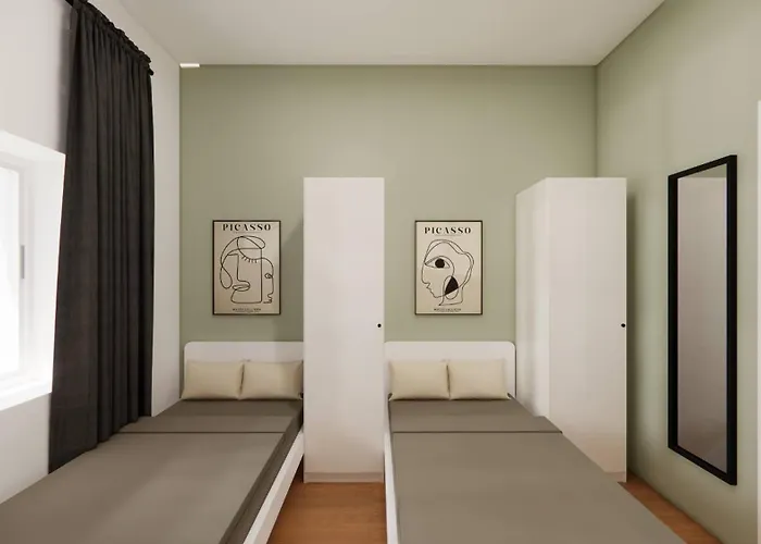 2-bed • Ideal For Workers & Short * Essen